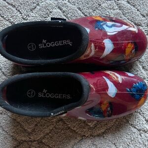 New Sloggers size 6